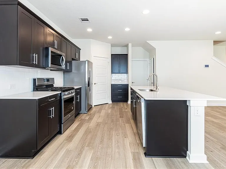 1848 Bonham Ln — Photo 21