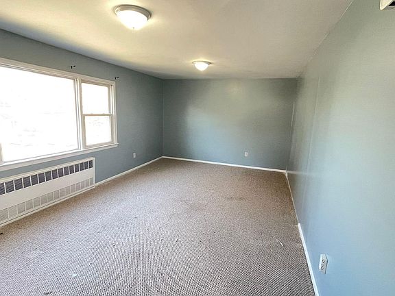 4th image of 123 S Kensington Ave Floor 2