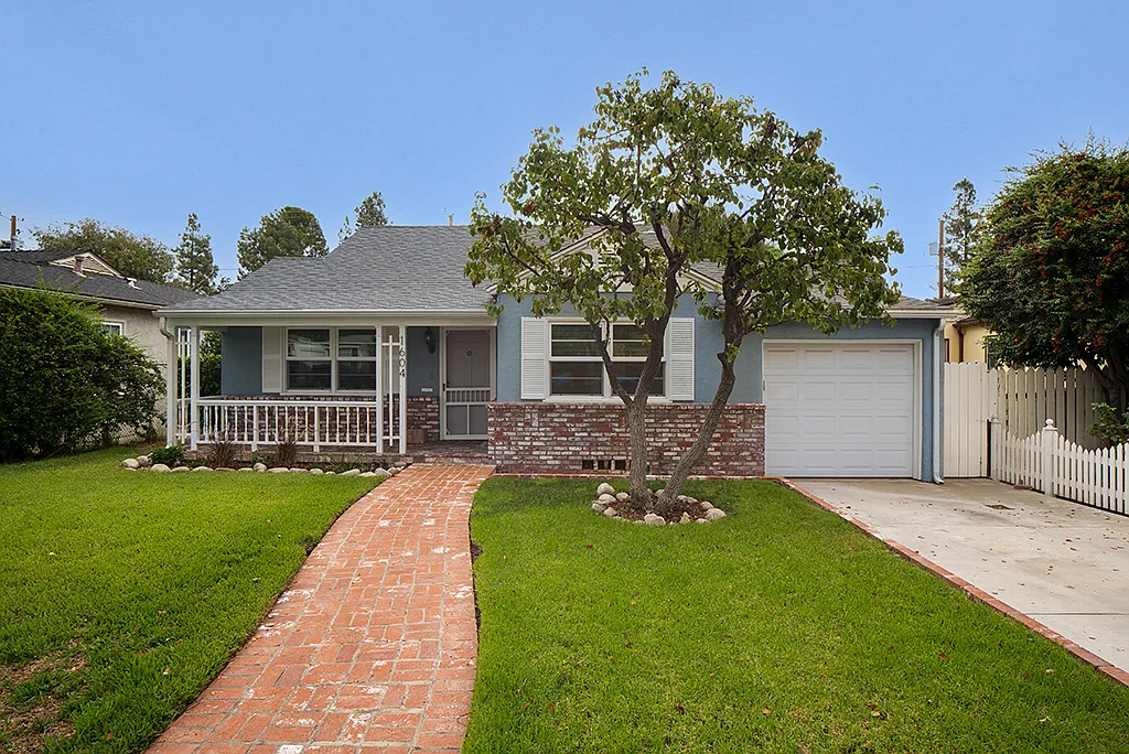 3 bed, 1500 sqft, $5,000 — Photo 2