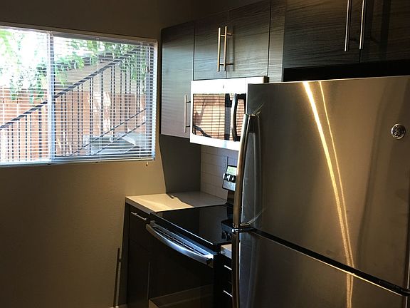 5th image of 4344 Van Dyke Ave APT 2