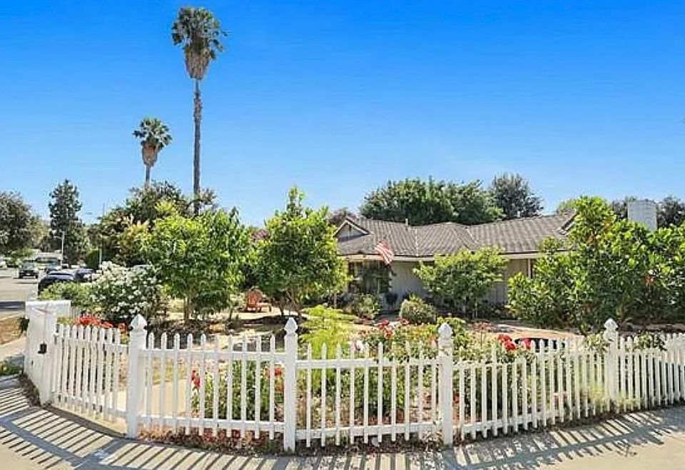 1st image of 3039 Adelita Dr