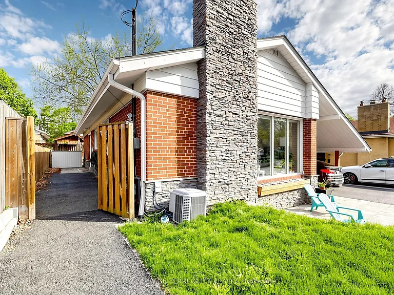 14 Hedges Blvd #LOWER — Photo 34