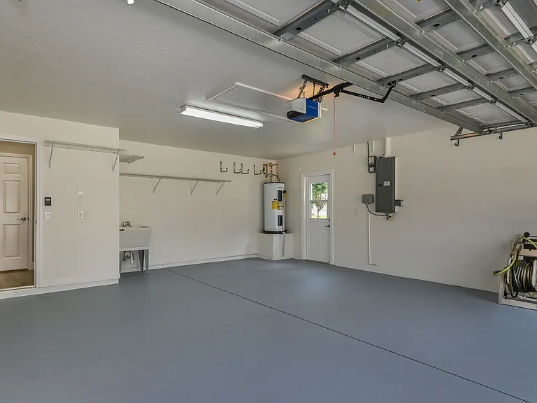 3011 N Folkestone Loop — Photo 40