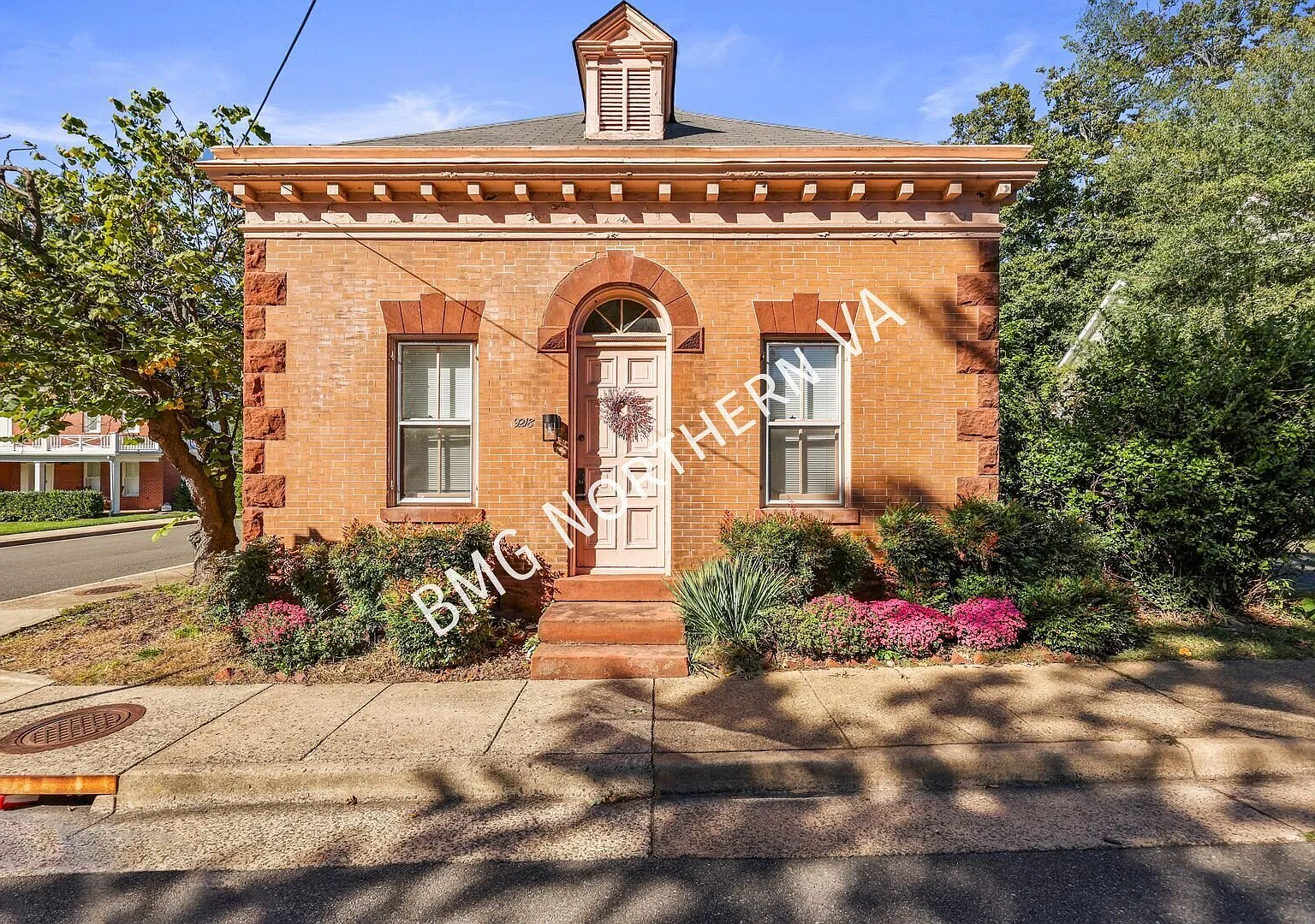 Cozy 1 BR/1 BA Home in Convenient Manassas Location — Photo 1