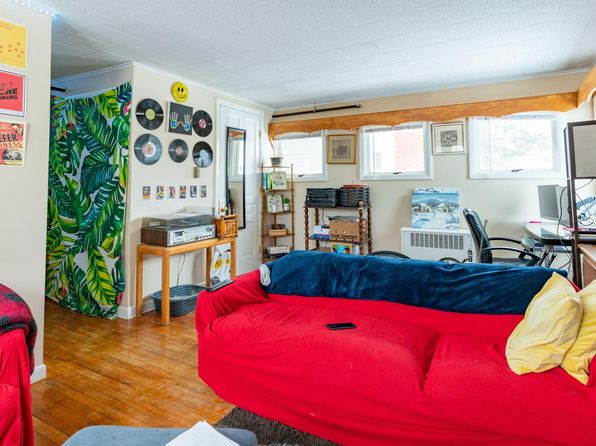 359 Maple St #5, Stowe, VT 05672