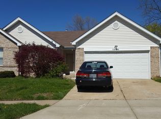 3855 Kentucky Derby Dr, Florissant, MO