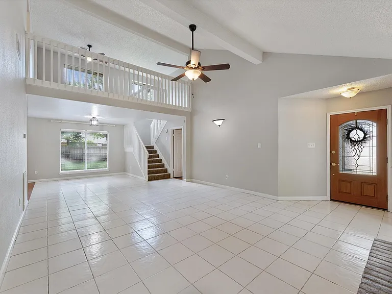 4311 Piney Creek Ln — Photo 5