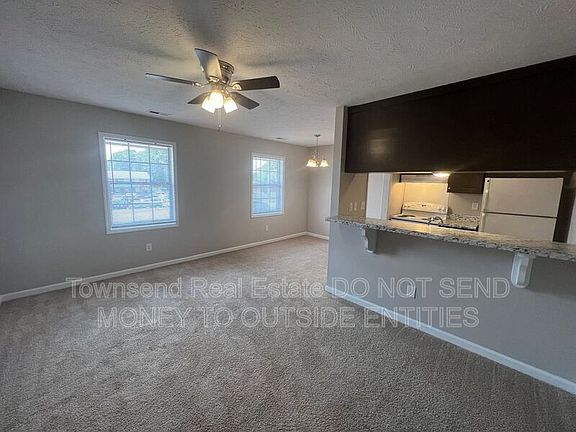 2nd image of 1425C Ireland Dr