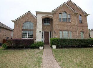 5720 Almond Ln, Fort Worth, TX 76244