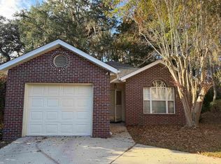 2576 Yarmouth Ln, Tallahassee, FL 32309