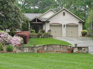6399 N Hampton Dr NE, Sandy Springs, GA 30328