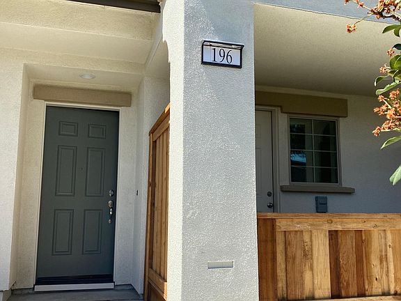 2nd image of 196 Laurel Knoll Dr