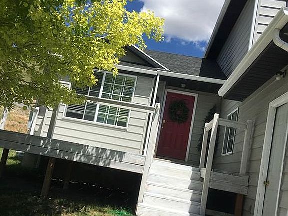 3rd image of 1919 Berry Dr