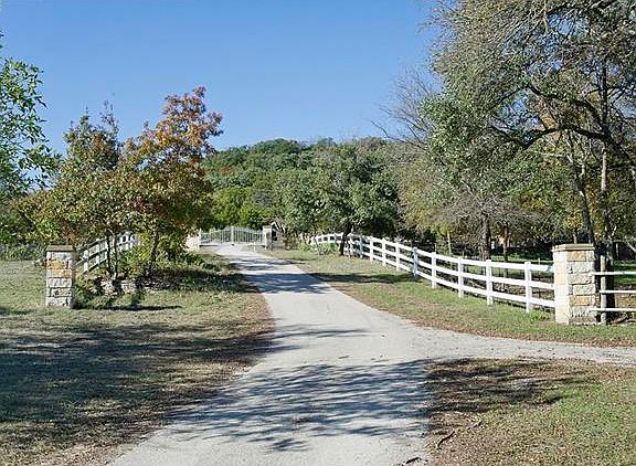 3rd image of 999 County Road 4807