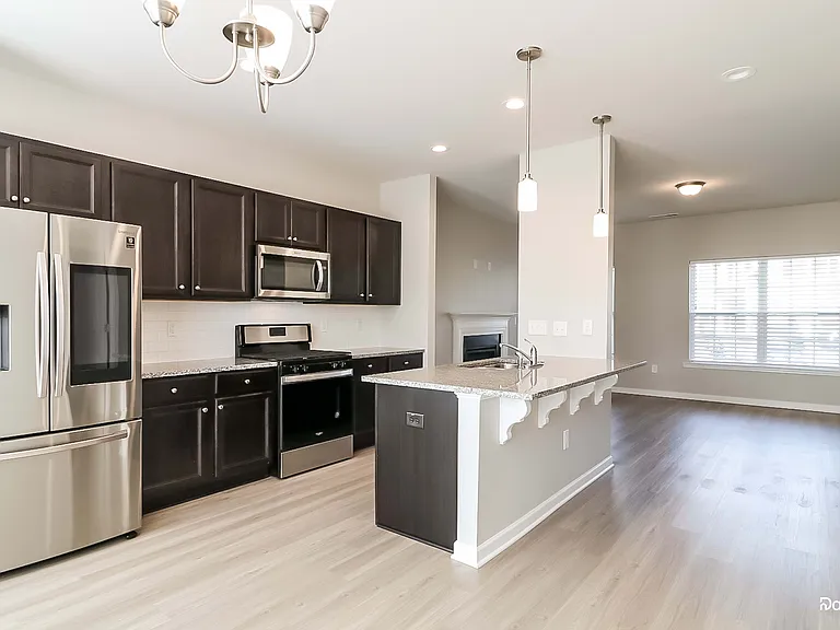 319 Black Oak Ct — Photo 5