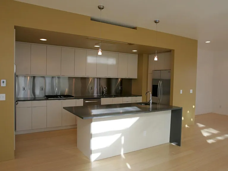 2030 S Williams St — Photo 14