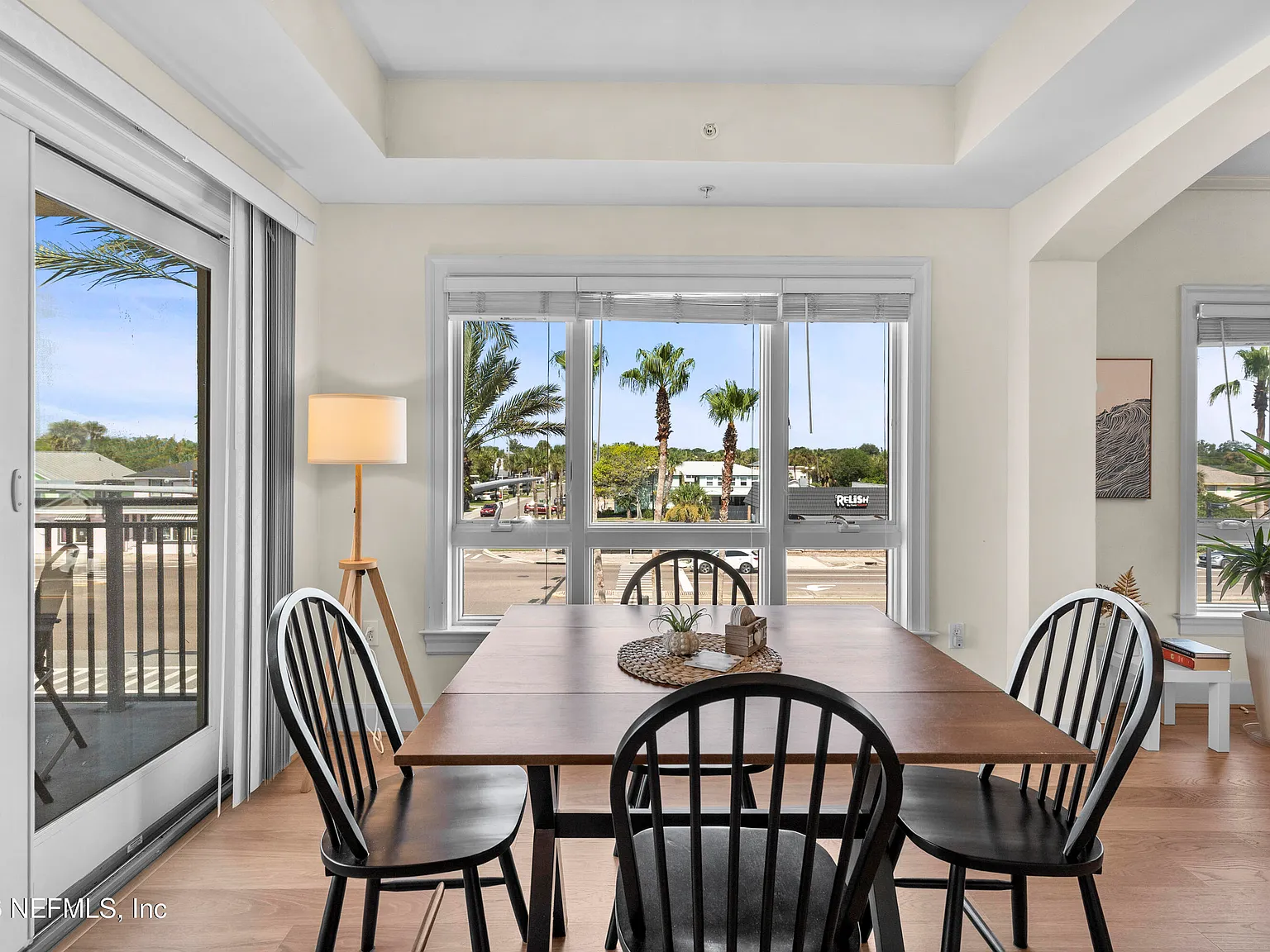 2 bed, 2.0 bath, 1373 sqft, $3,100 — Photo 3