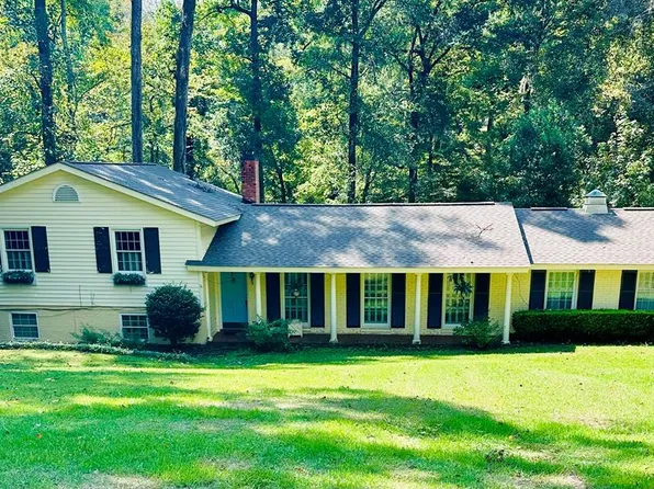 210 Flavia Cir, Troy, AL 36081
