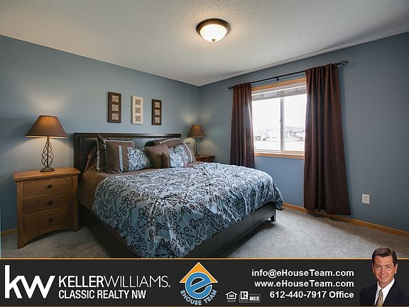 4th image of 20974 Goldenrod Ln