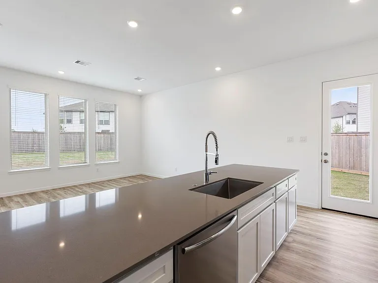 21118 Rio San Jose Ct — Photo 9