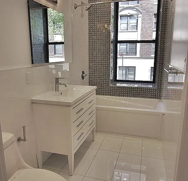 276 Riverside Dr #1G — Photo 7