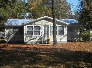 1024 Oakland Dr, Cross, SC 29436