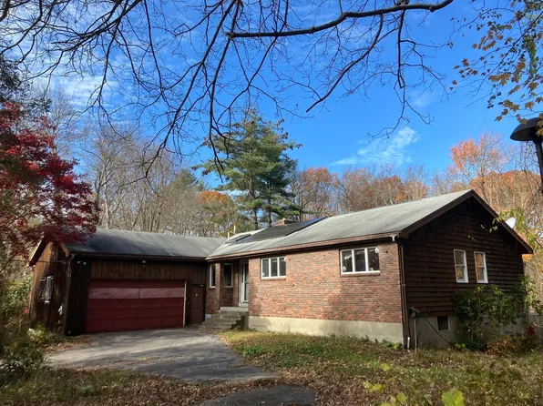 5 Clinton St, Wilmington, MA 01887