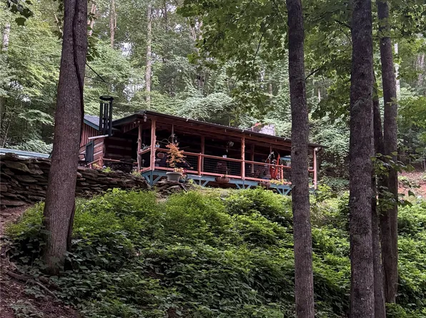 206 Old smoky gap road, Franklin, NC 28734