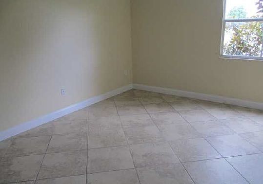 5th image of 4956 NW 97th Pl