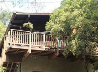 10323 Viretta Ln, Los Angeles, CA 90077