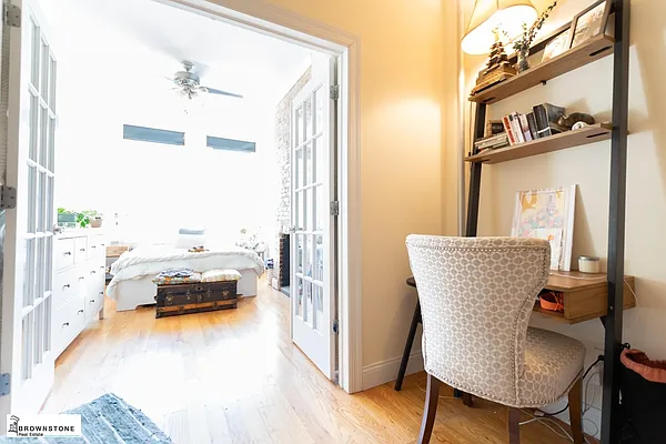 Rented by Brownstone Real Estate | media 9