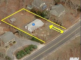 1469 Noyac Rd, Southampton, NY 11968