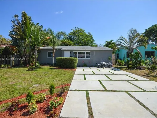 1428 Plunkett St, Hollywood, FL 33020