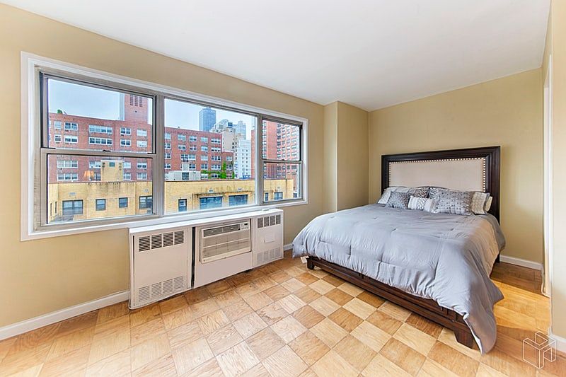 1st image of 311 E 71st St APT 8D