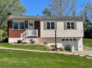 216 Rilla Dr, Connellsville, PA 15425
