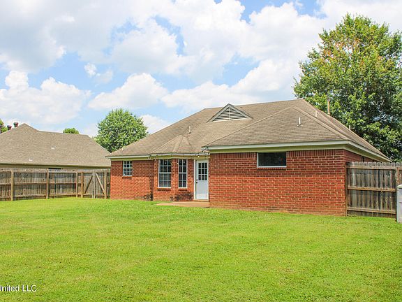 3rd image of 10561 Wyckford Dr