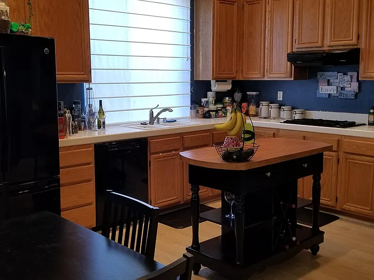2413 Musk Ct — Photo 12