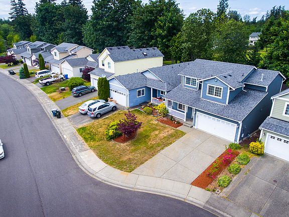 4th image of 6721 130th St Ct E