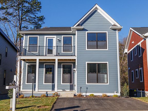 3rd image of 36A Bethune St