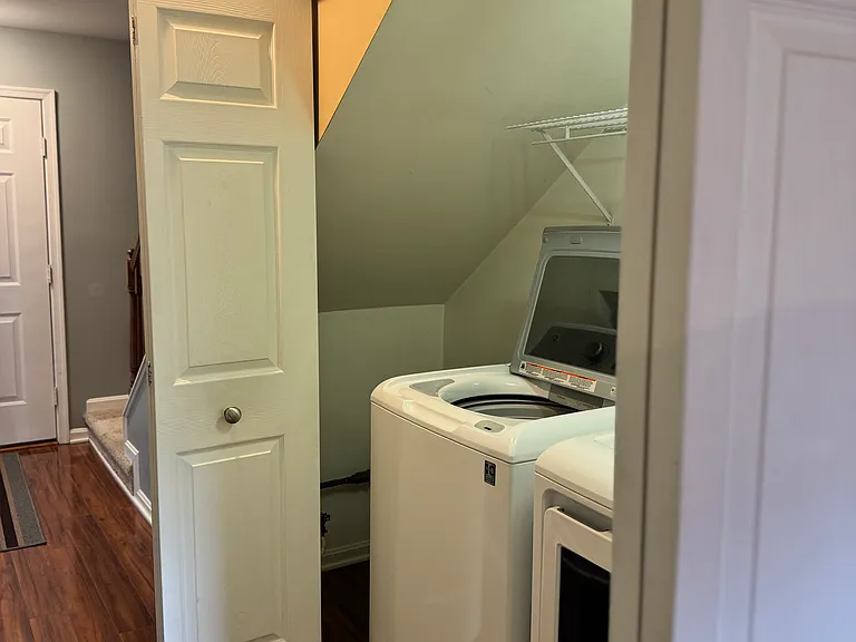 1282 Hunters Ridge Dr — Photo 16