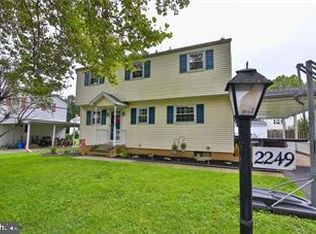 2249 Barrington Rd, Bethlehem, PA 18018