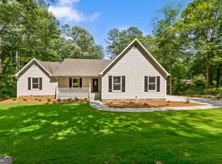 517 Baker Rd, Newnan, GA 30265