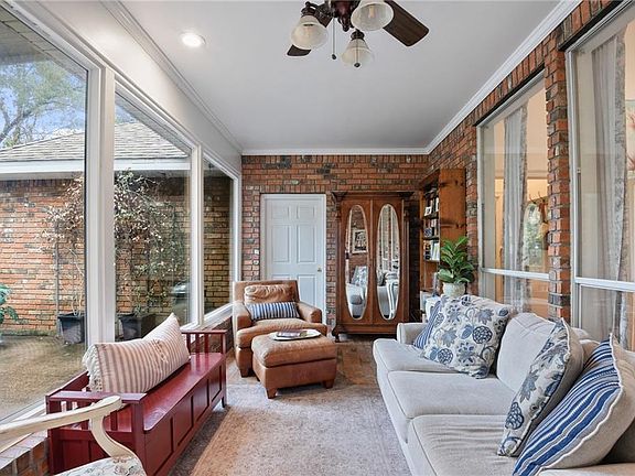 4th image of 134 Wisteria Ln