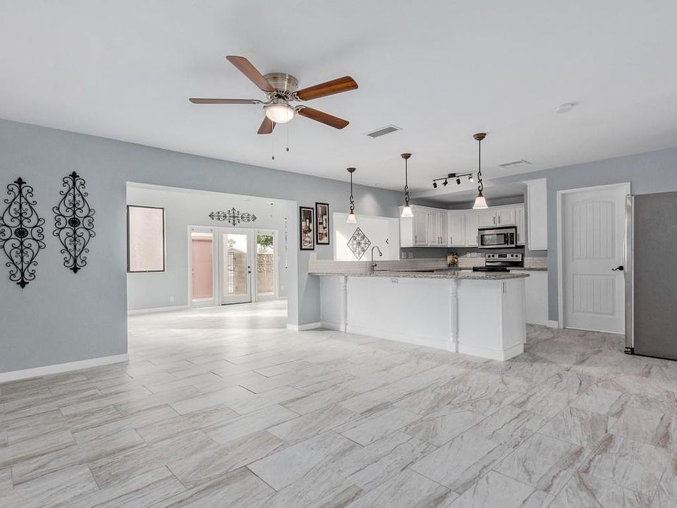 1st image of 3021 W Villa Theresa Dr