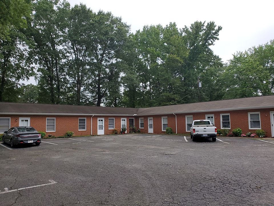 1st image of 303 McLeod St