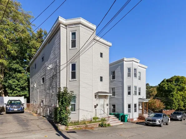11 Hutchinson Ct, Lynn, MA 01902
