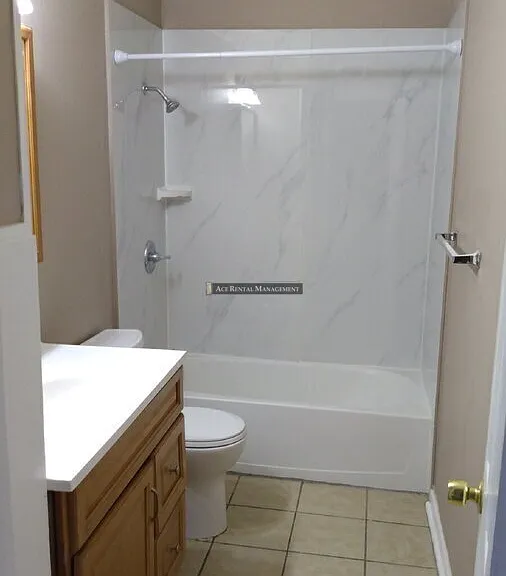204 10th St #30 — Photo 7