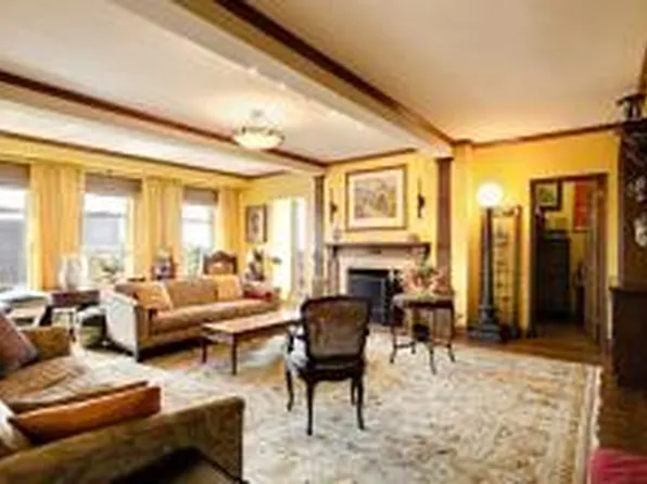 405 West 23rd Street image 1 of 5