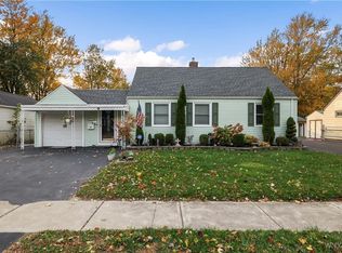 1074 85th St, Niagara Falls, NY 14304