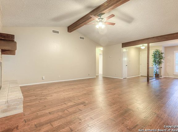 4th image of 1019 Bay Horse Dr